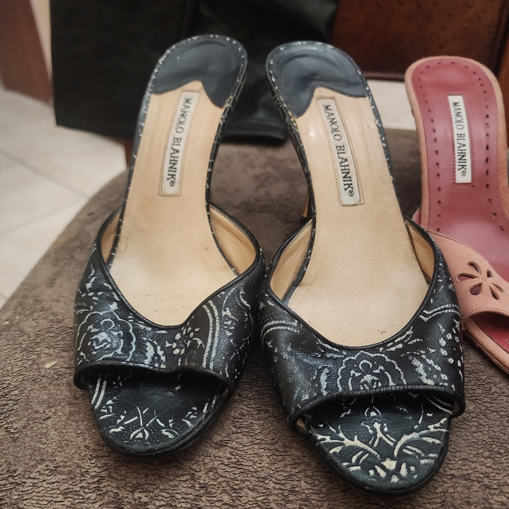Manolo Blahnik shoes heels